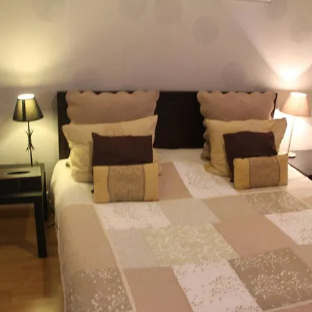 Au Coeur De - 70 M² - Parking Inclus