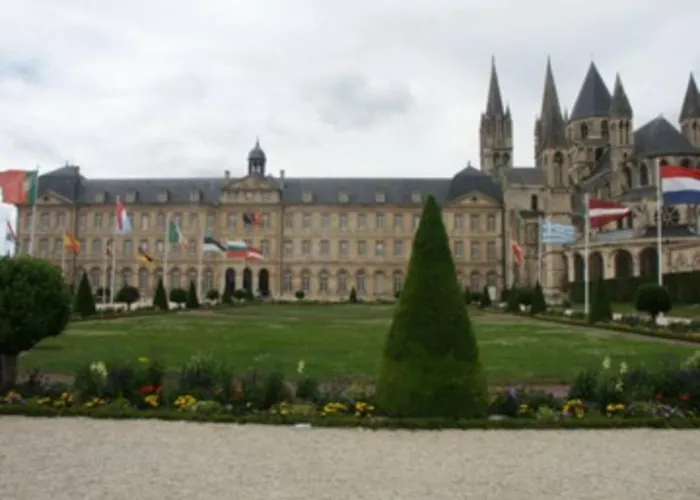 Au Coeur De - 70 M² - Parking Inclus Apartament